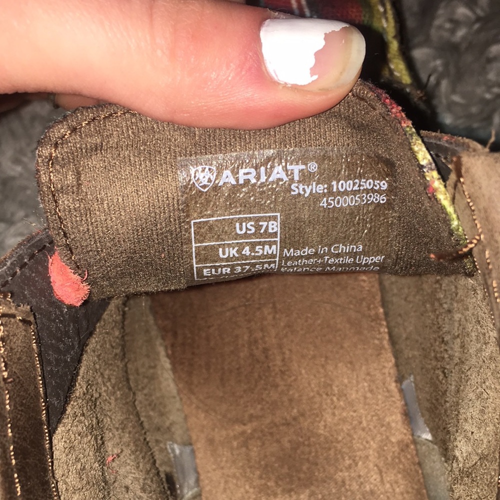 Ariat cruser bomber boot Aztec fringe - Picture 2 of 5